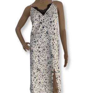 NWOT nightgown by a new day.